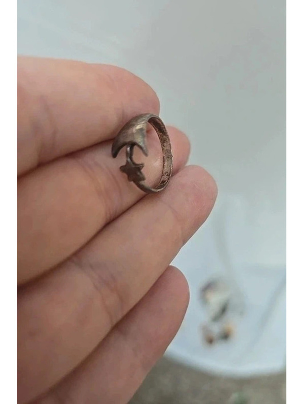 925 Sterling Silver Crescent Moon & Star Celestial Ring - Picture 2 of 8